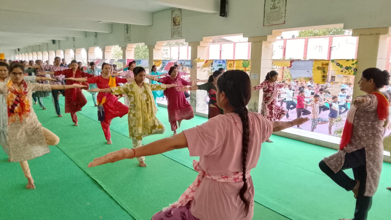 आदर्श विद्यामन्दिर - 