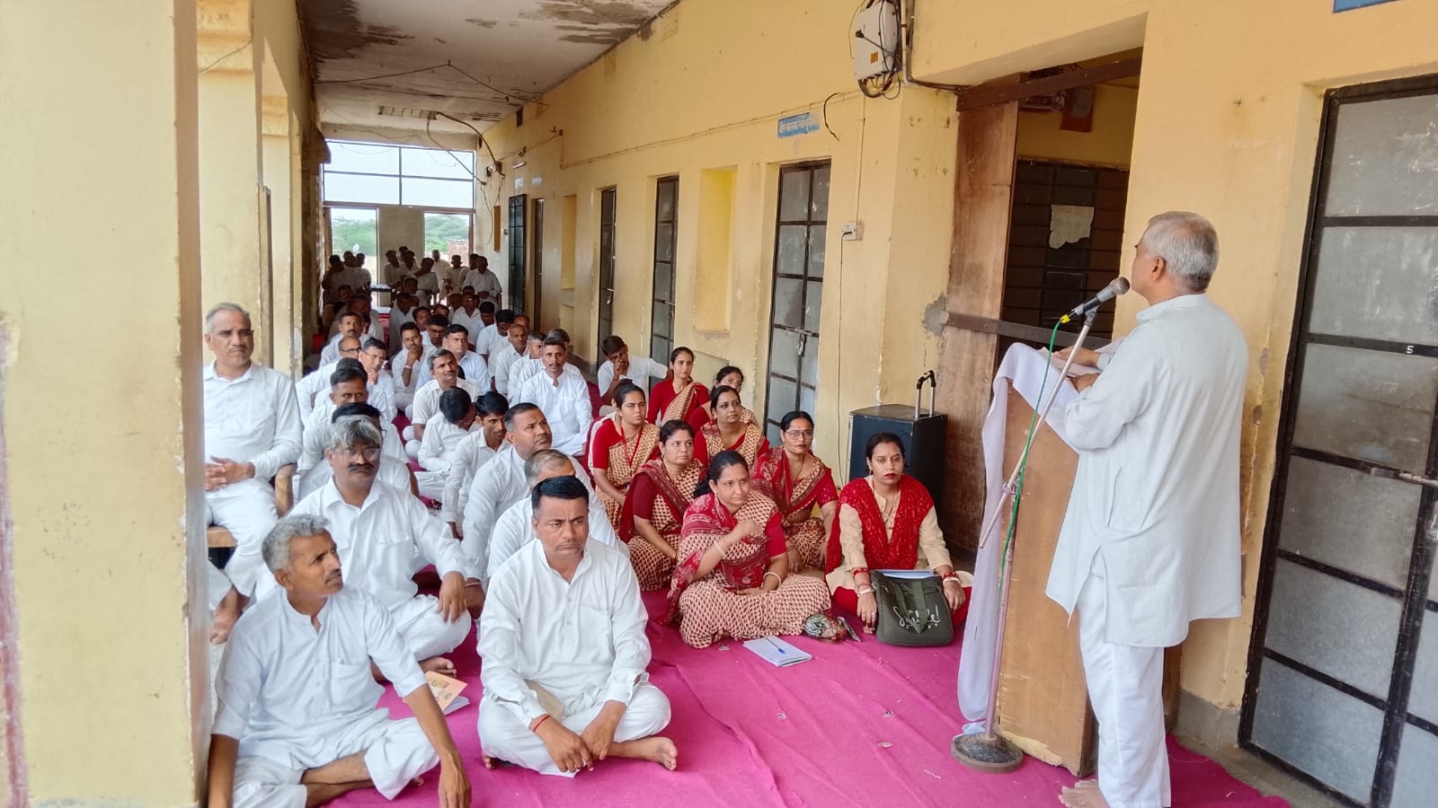 आदर्श विद्यामन्दिर - 